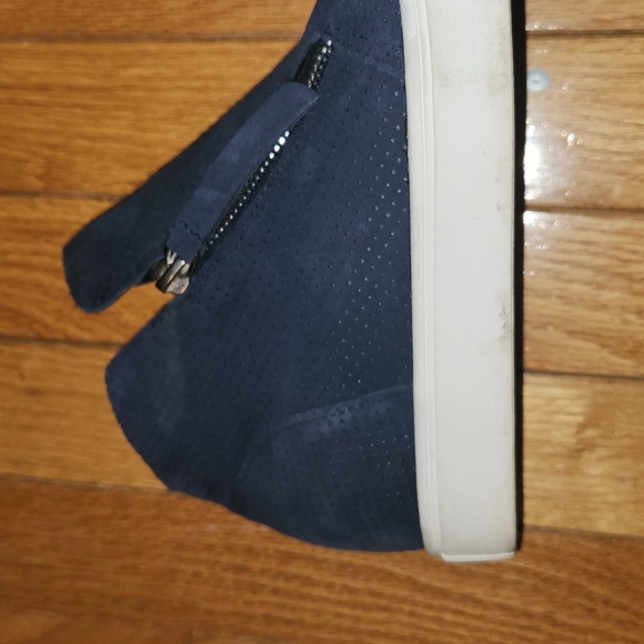 Steve madden sneakers navy size 7.5 - Picture 2 of 5